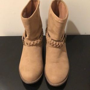Size 9 ankle boots